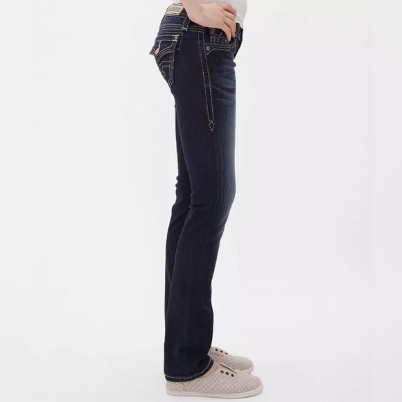 Rock Revival low rise medium wash straight jeans - Picture 3 of 10